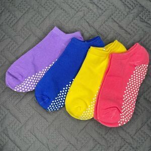 Vibrant Ankle Grip Socks Set